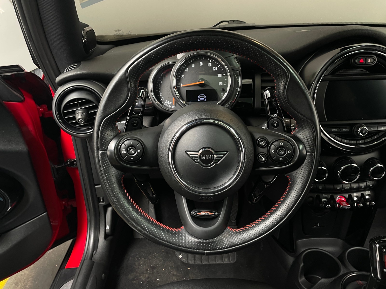 Thumbnail: 2020 MINI Cooper Hardtop - 4