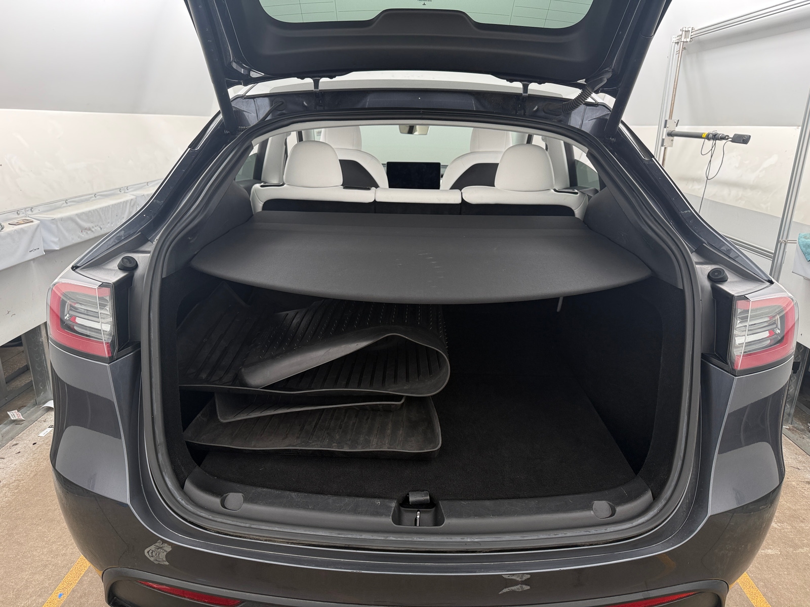 Thumbnail: 2023 Tesla Model Y - 6