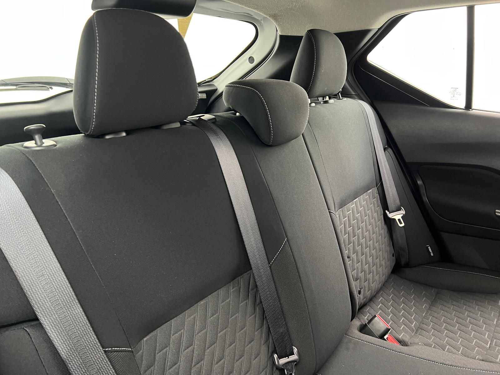 Thumbnail: 2022 Nissan Kicks - 6