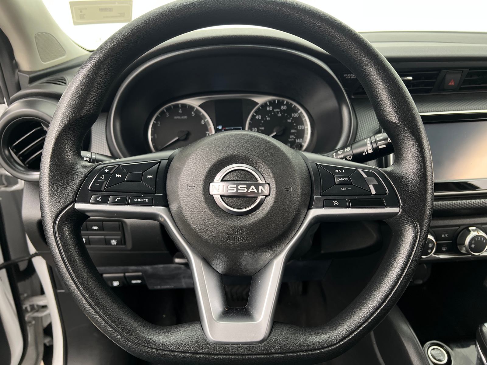 Thumbnail: 2022 Nissan Kicks - 5