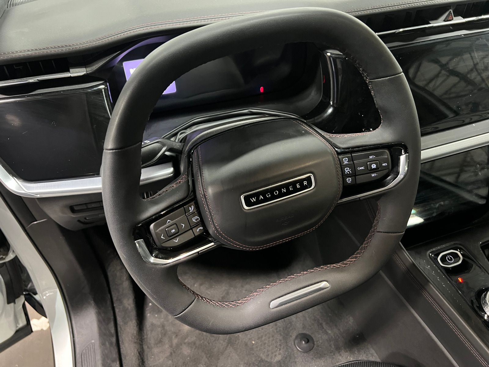 Thumbnail: 2024 Jeep Wagoneer S - 4