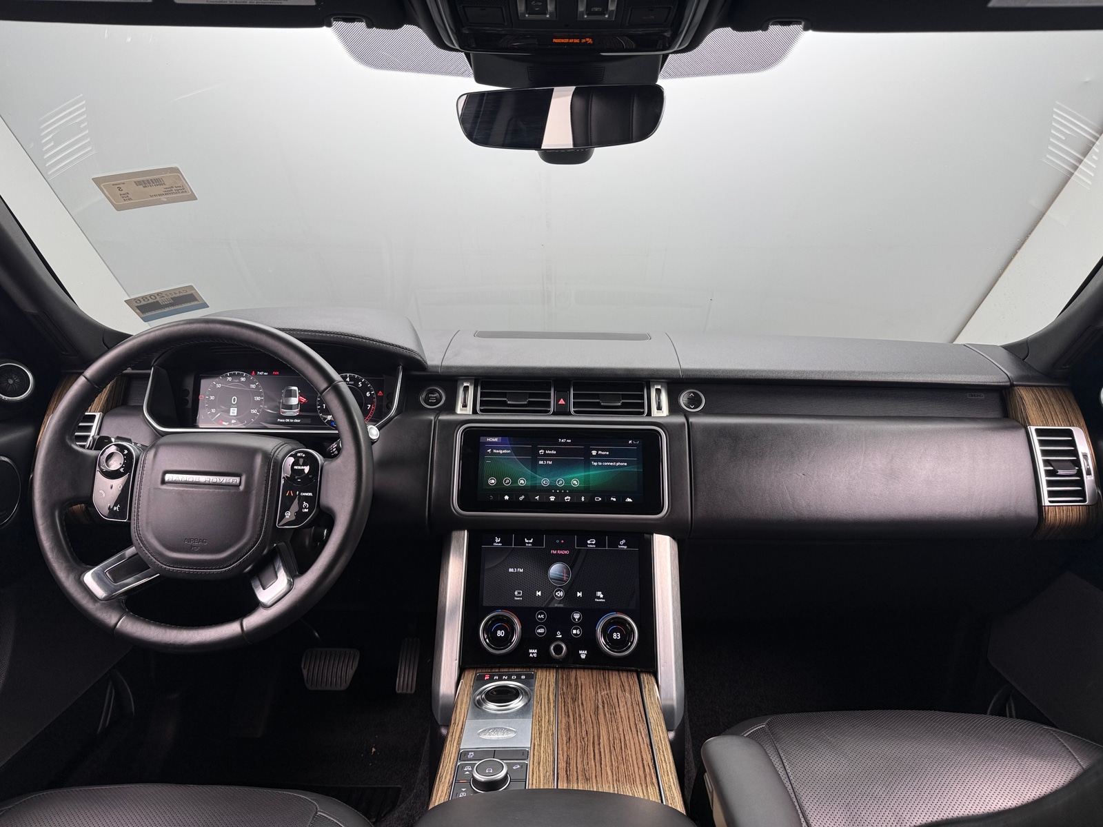 Thumbnail: 2019 Land Rover Range Rover - 2