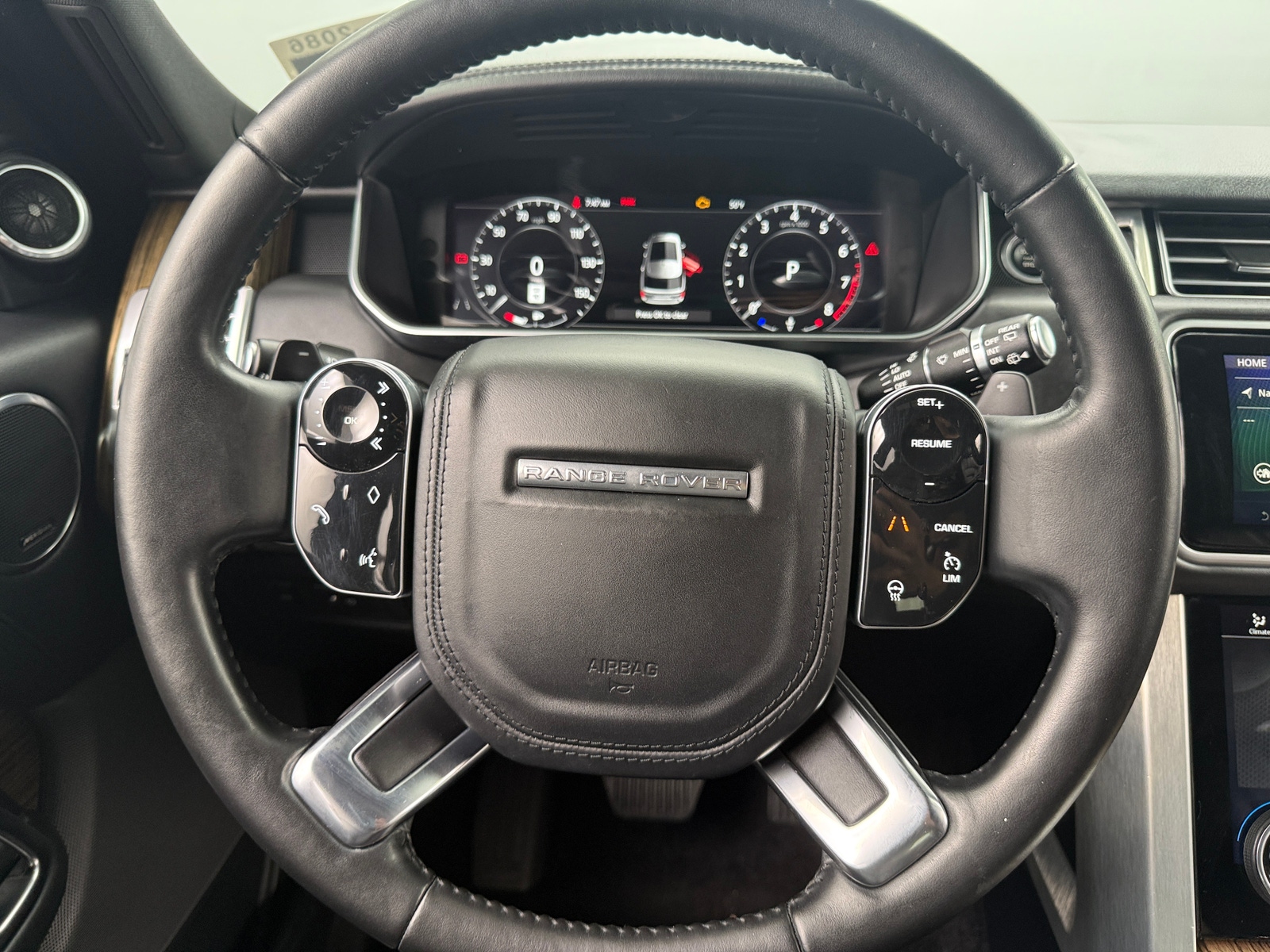 Thumbnail: 2019 Land Rover Range Rover - 4