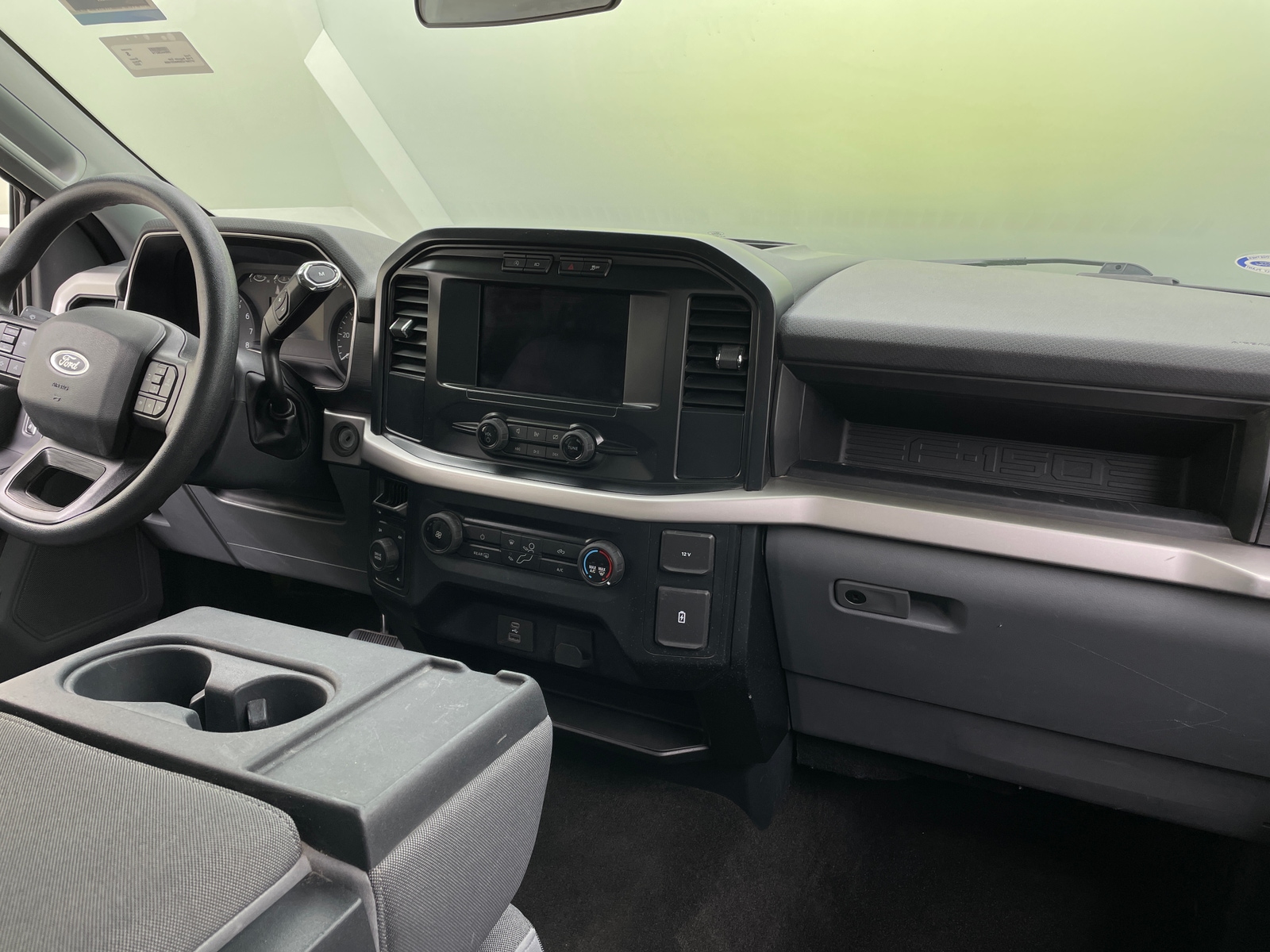 Thumbnail: 2022 Ford Econoline - 3