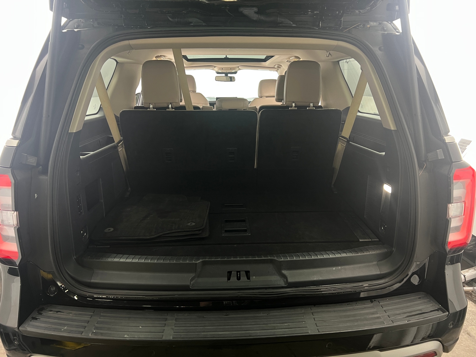 Thumbnail: 2024 Ford Expedition MAX - 6