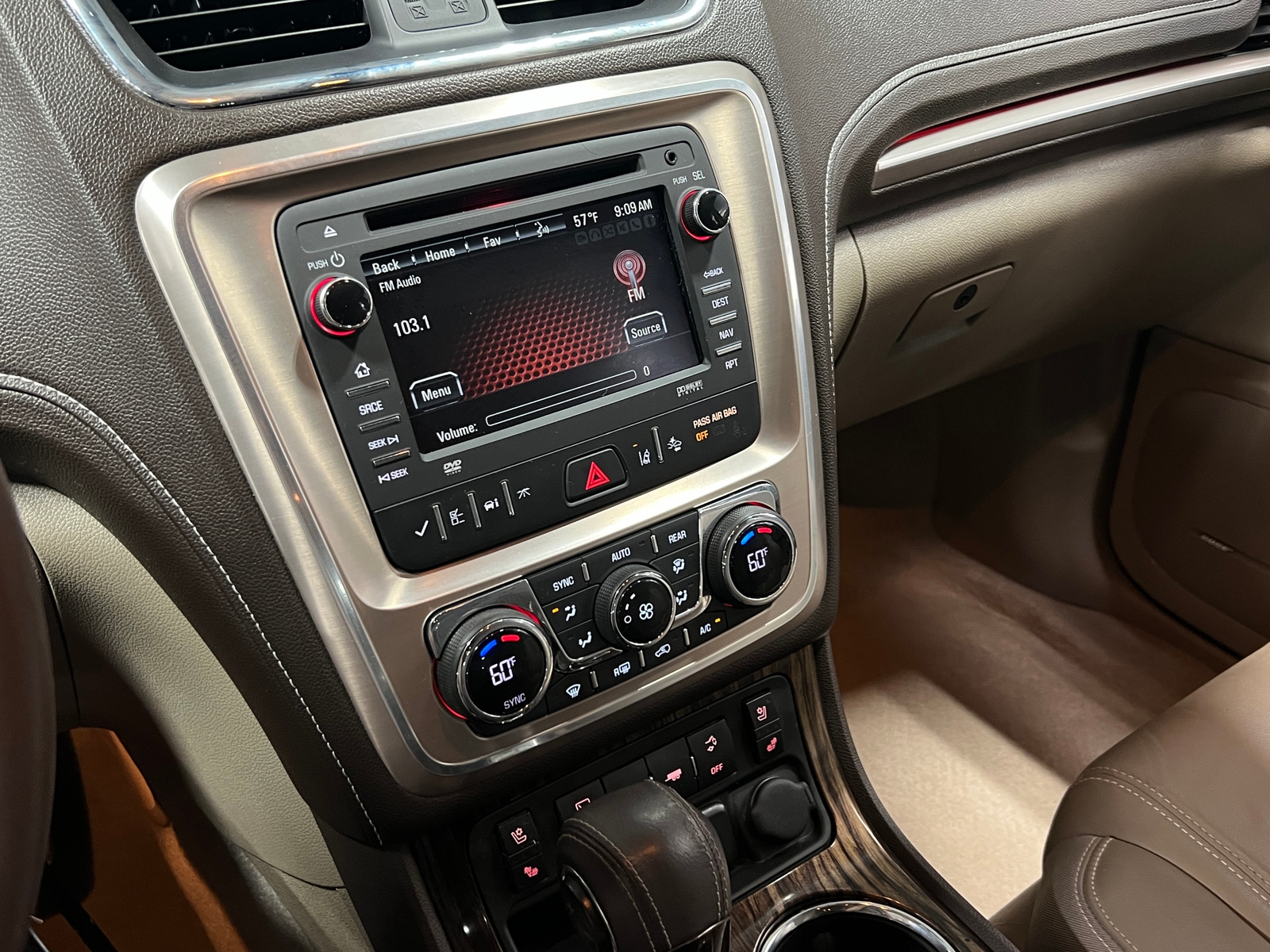 Thumbnail: 2016 GMC Acadia - 3