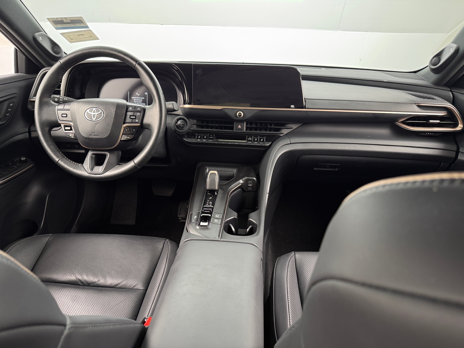 Thumbnail: 2023 Toyota Crown - 2