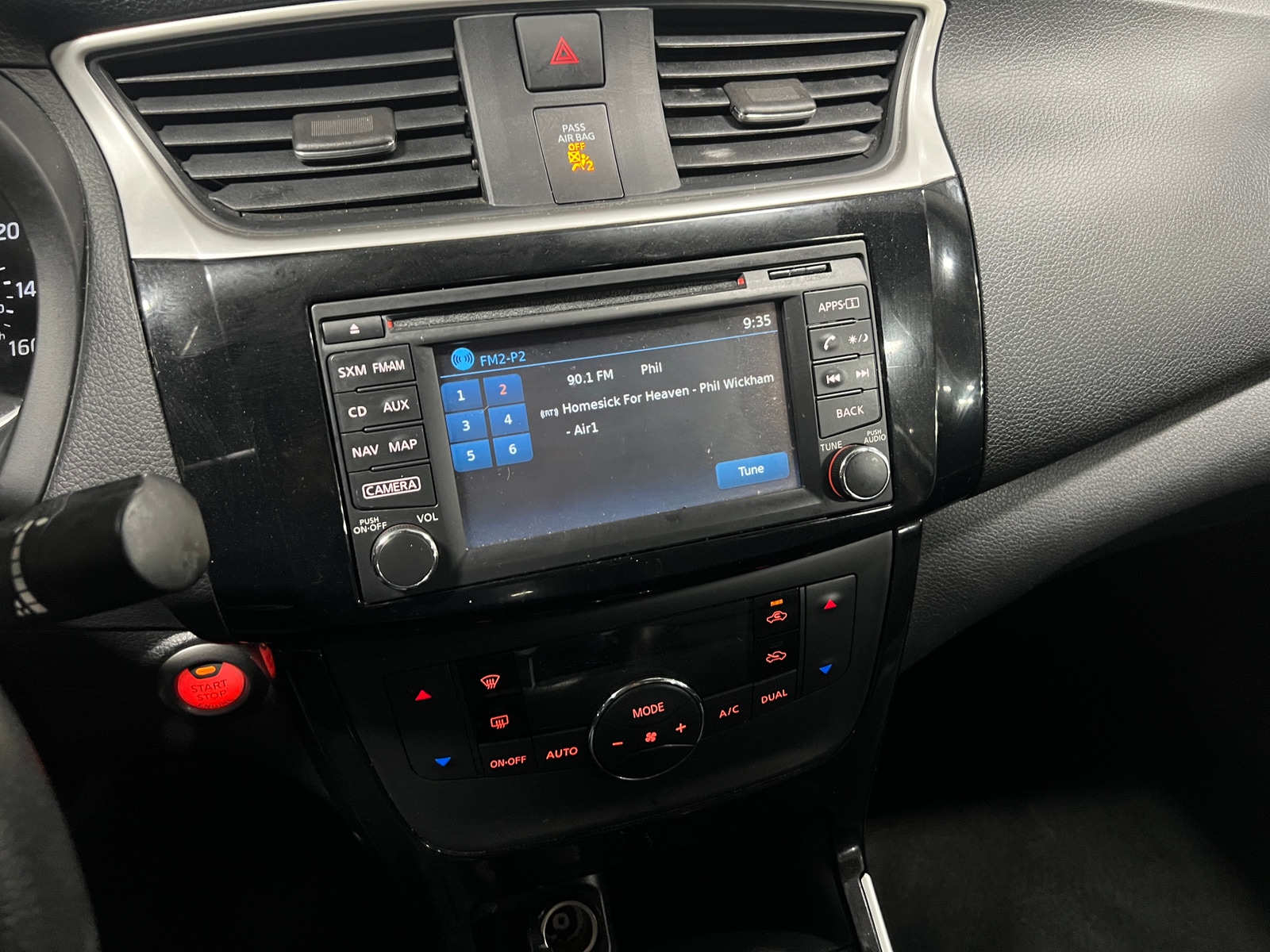 Thumbnail: 2018 Nissan Sentra - 3