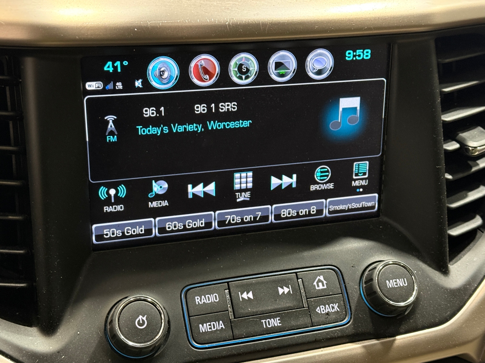 Thumbnail: 2018 GMC Acadia - 3