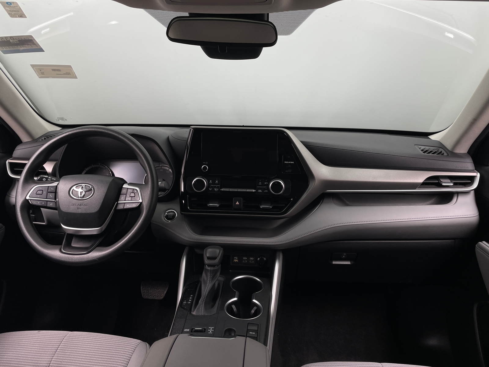 Thumbnail: 2023 Toyota Highlander - 3