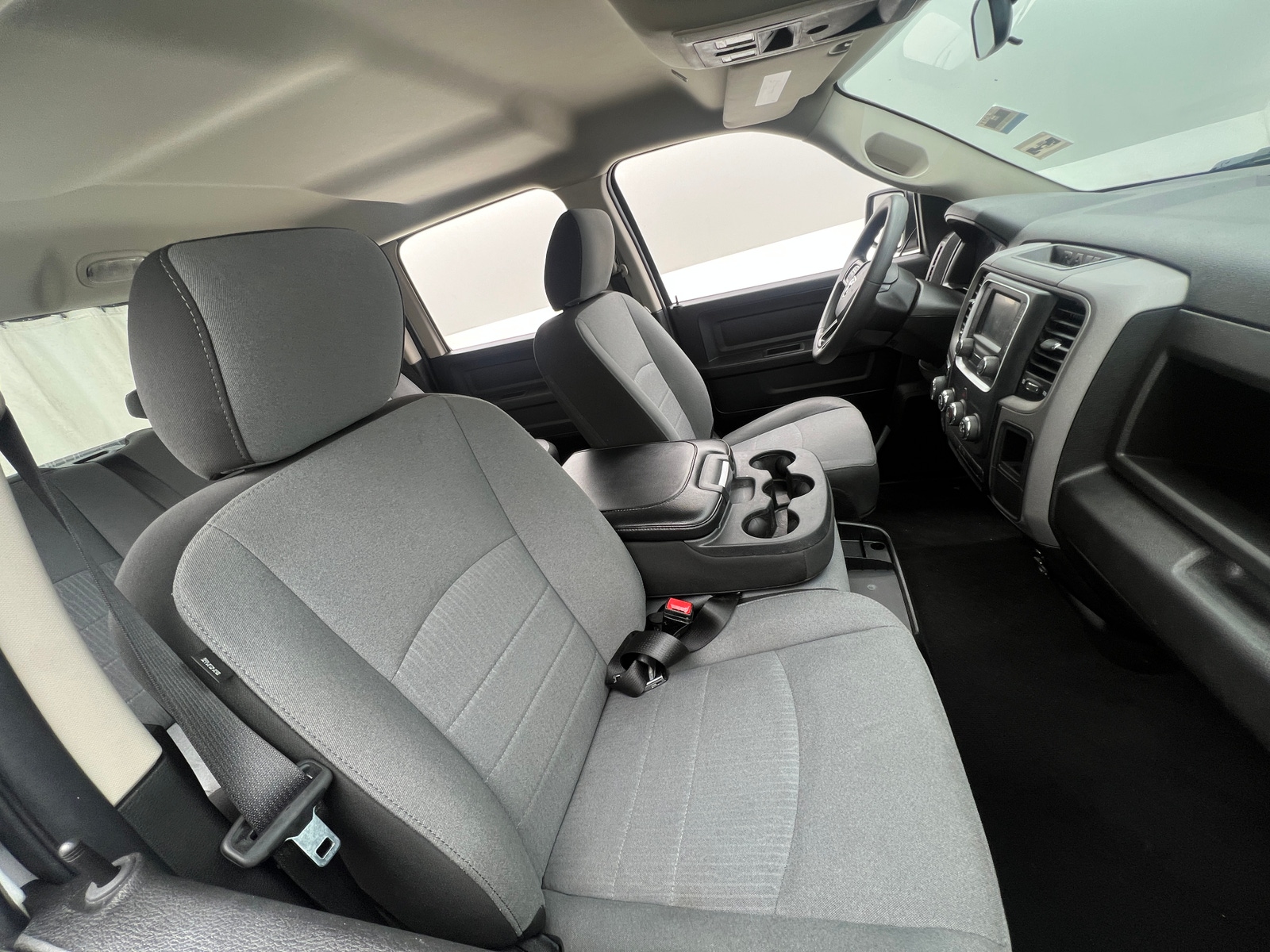 Thumbnail: 2024 RAM 1500 Classic - 2