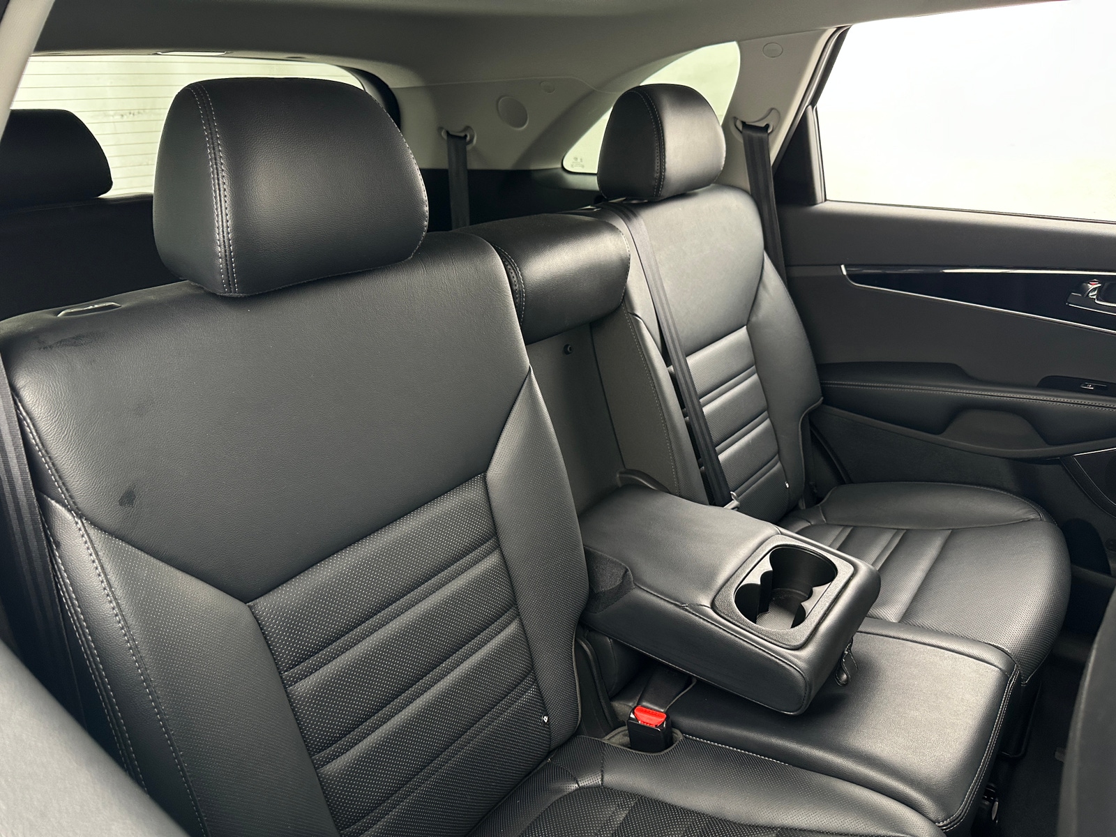 Thumbnail: 2020 Kia Sorento - 5