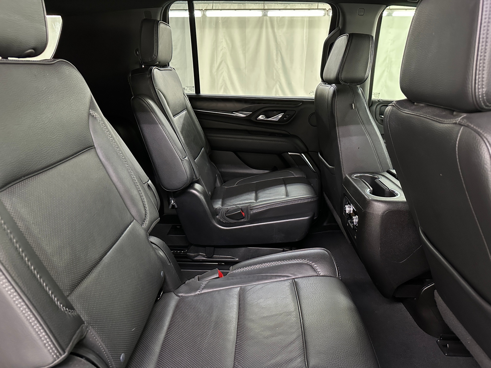 Thumbnail: 2023 GMC Yukon XL - 5