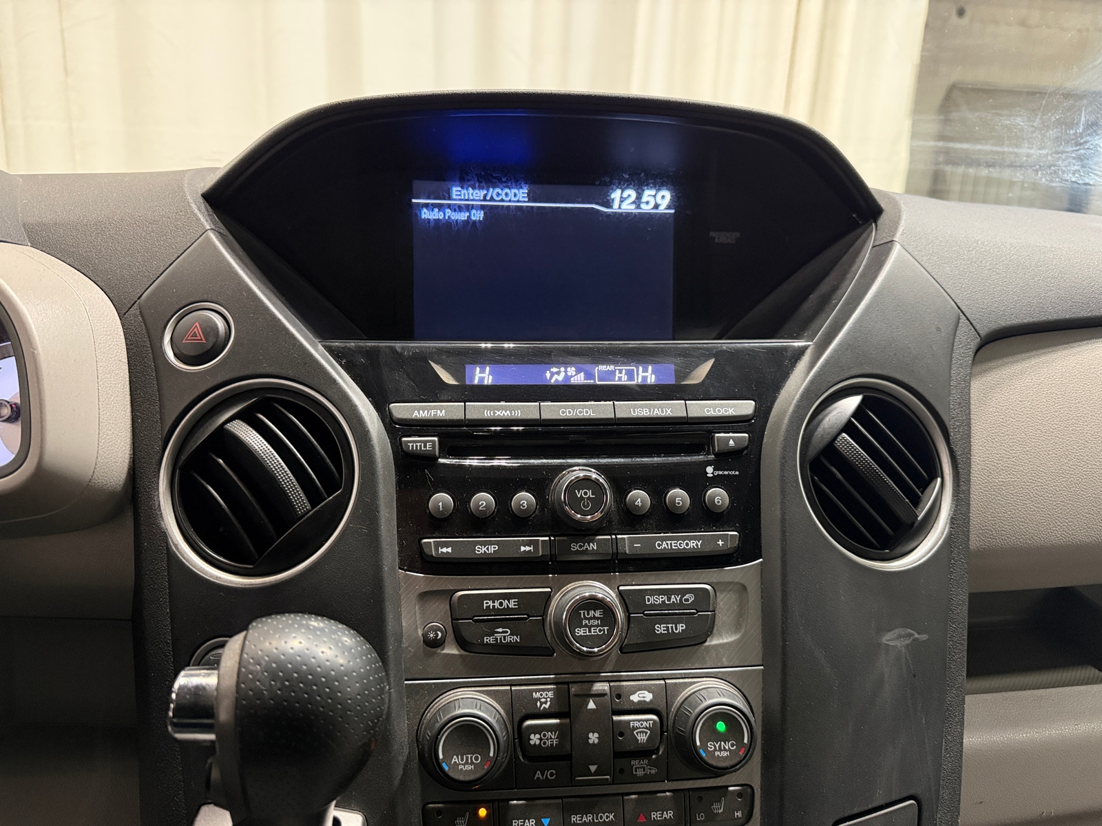 Thumbnail: 2015 Honda Pilot - 3