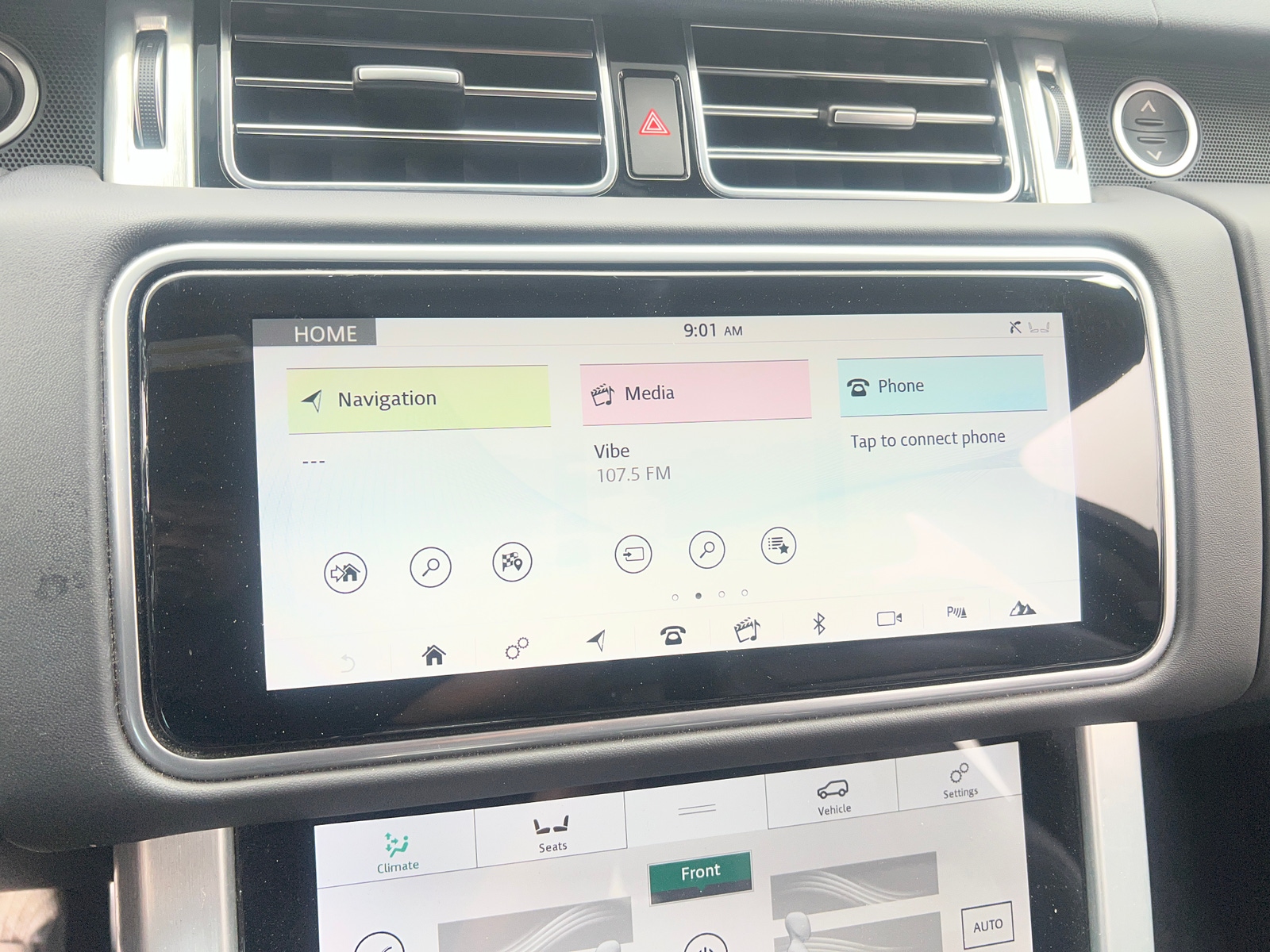 Thumbnail: 2021 Land Rover Range Rover - 3