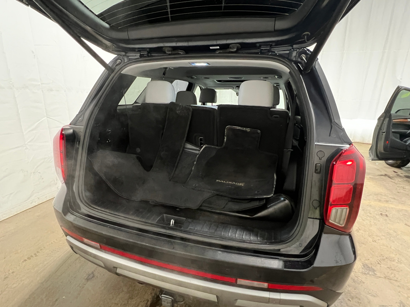 Thumbnail: 2023 Hyundai Palisade - 6