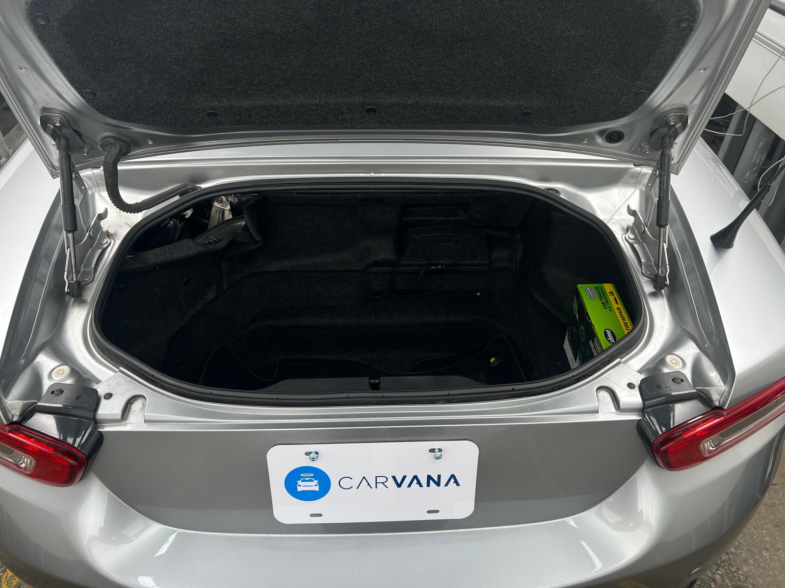 Thumbnail: 2017 Fiat 124 Spider - 6