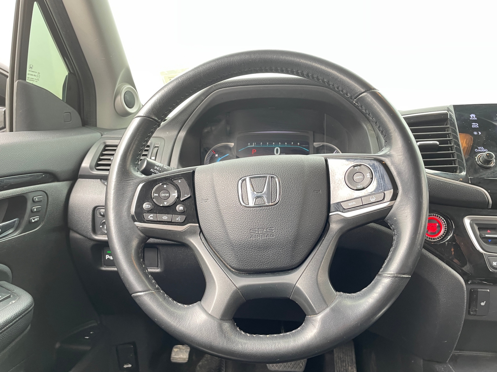 Thumbnail: 2020 Honda Pilot - 4