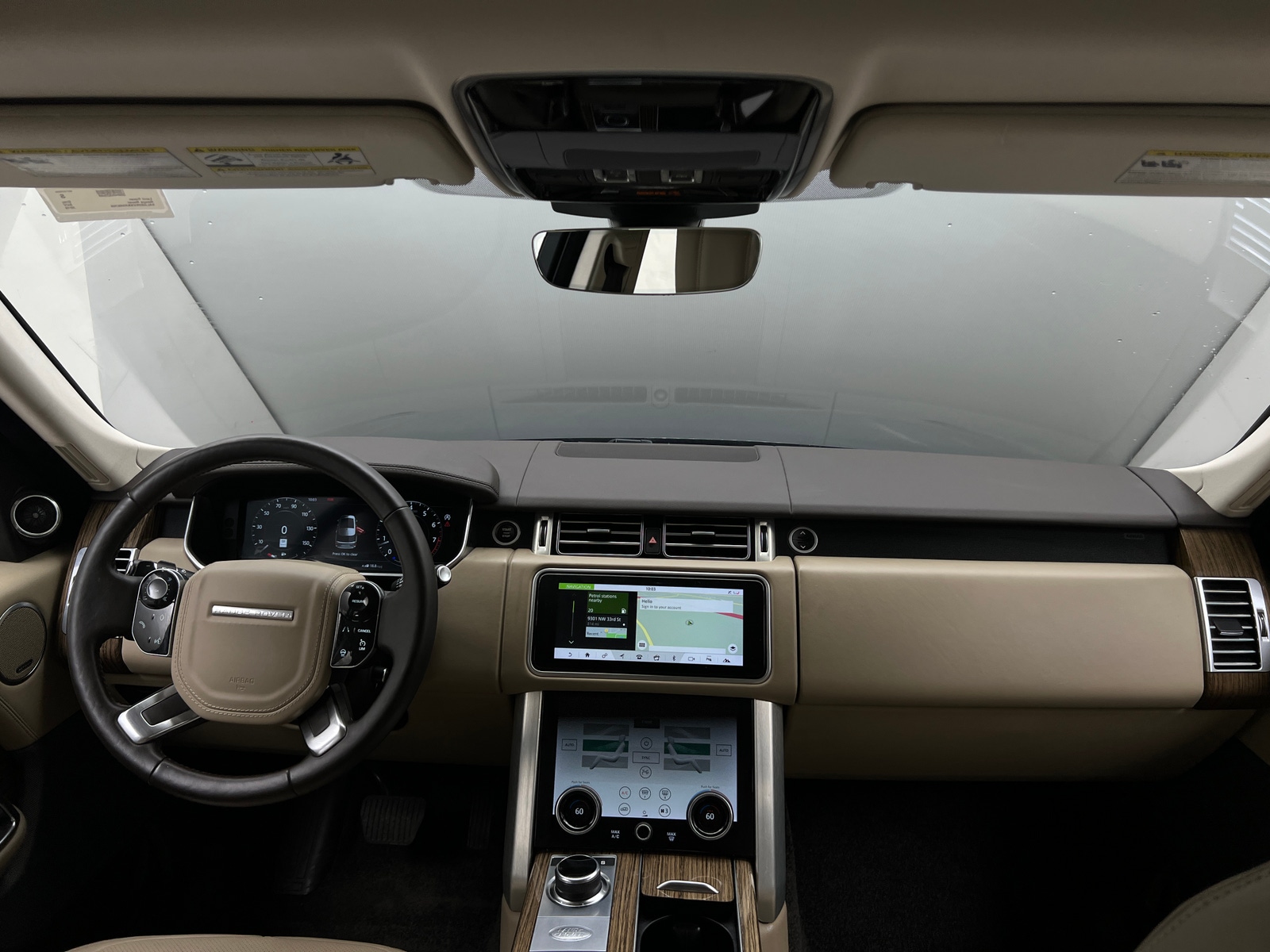 Thumbnail: 2019 Land Rover Range Rover - 2