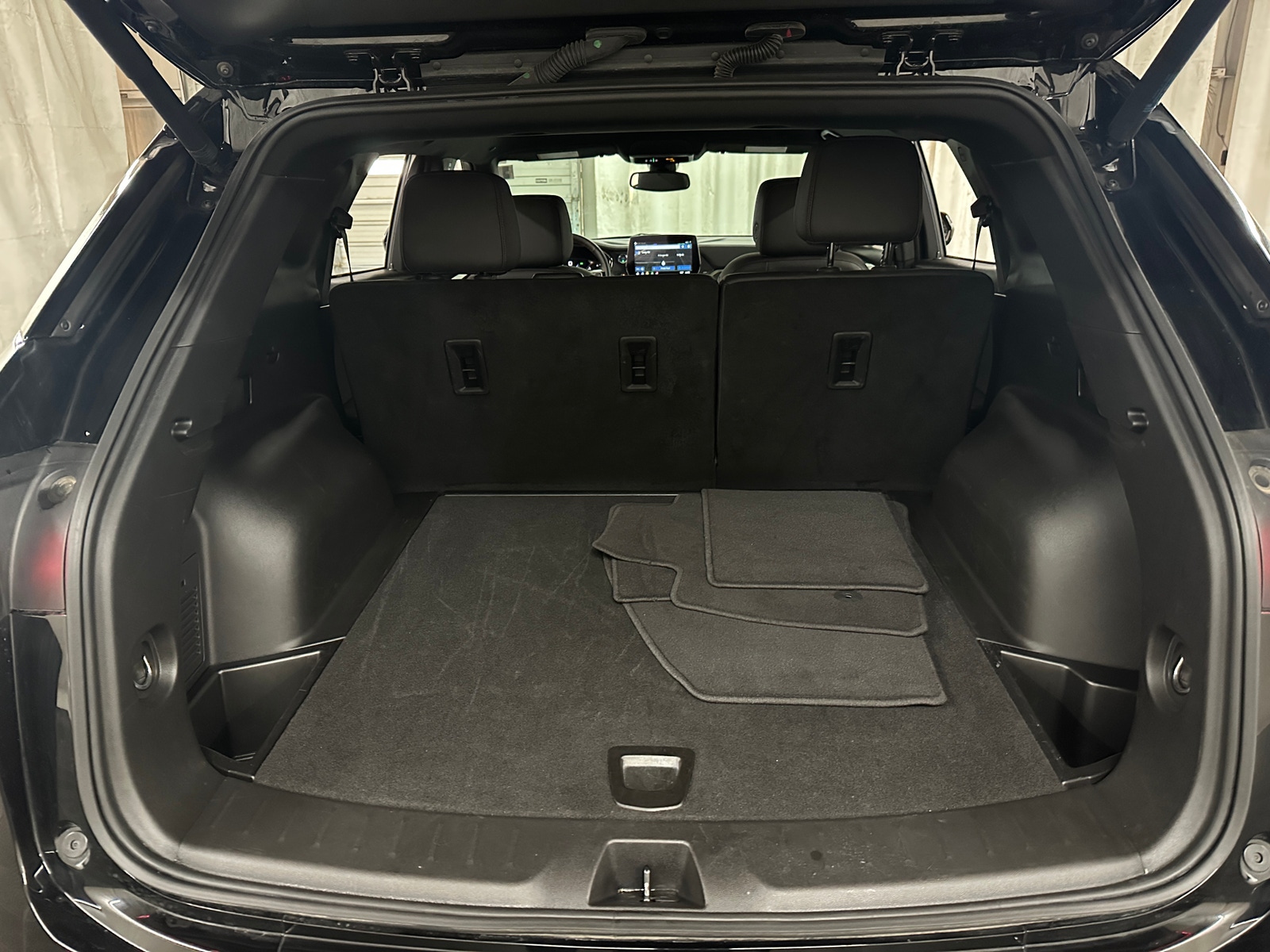 Thumbnail: 2025 Chevrolet Blazer - 6