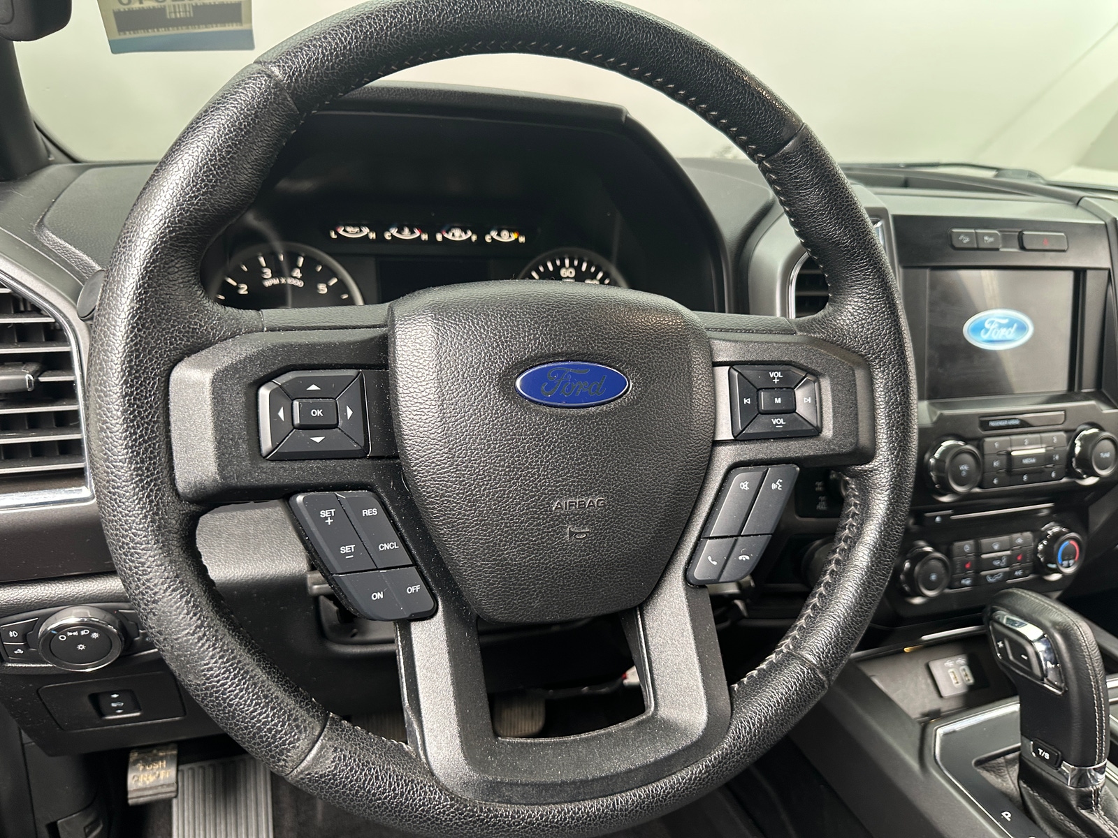 Thumbnail: 2016 Ford Econoline - 5