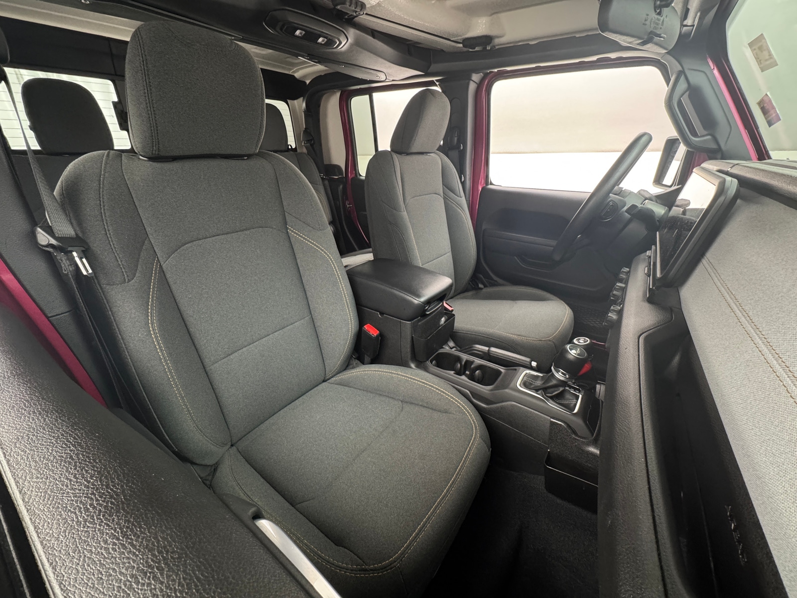 Thumbnail: 2024 Jeep Gladiator - 2