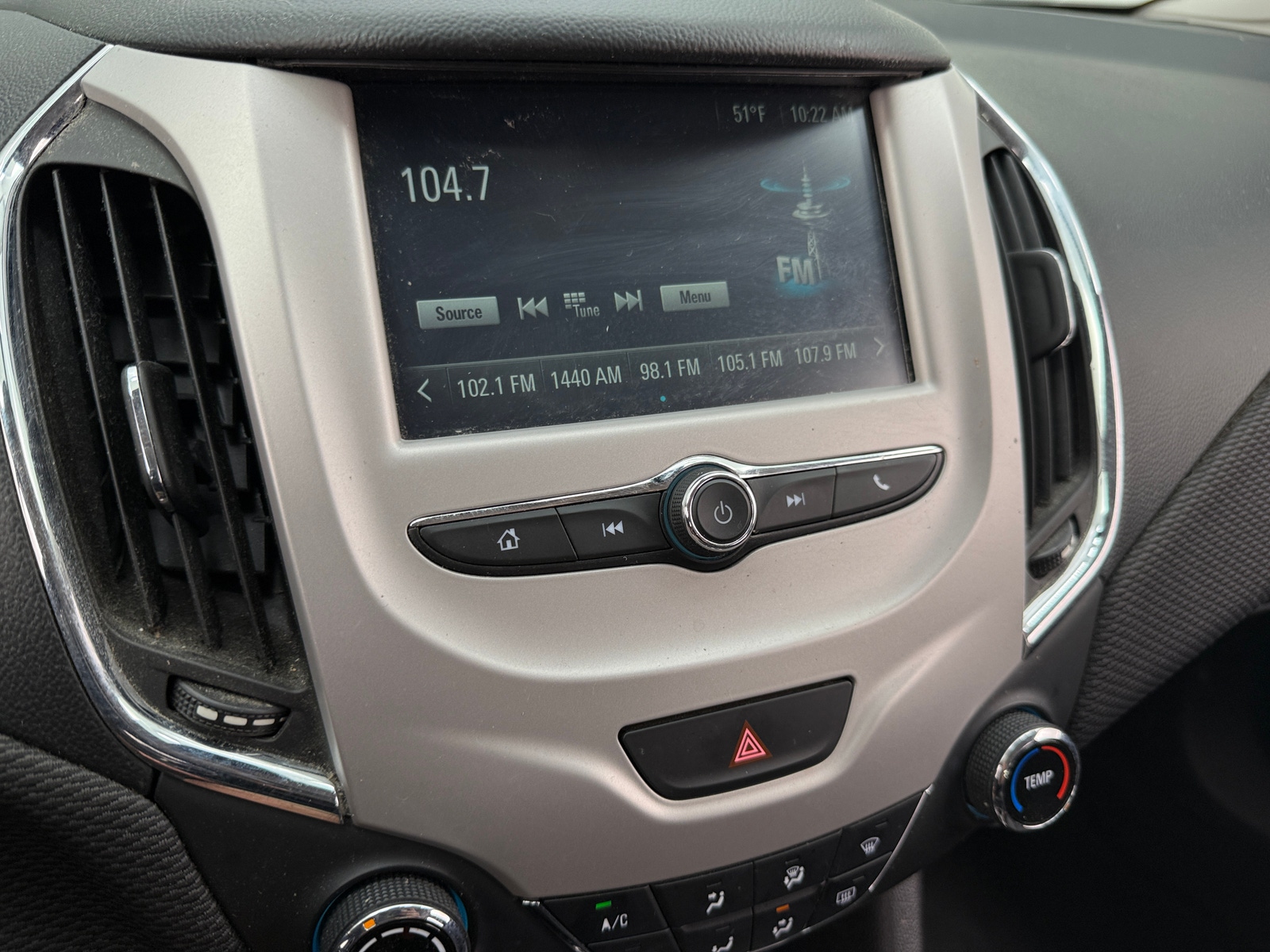 Thumbnail: 2017 Chevrolet Cruze - 4