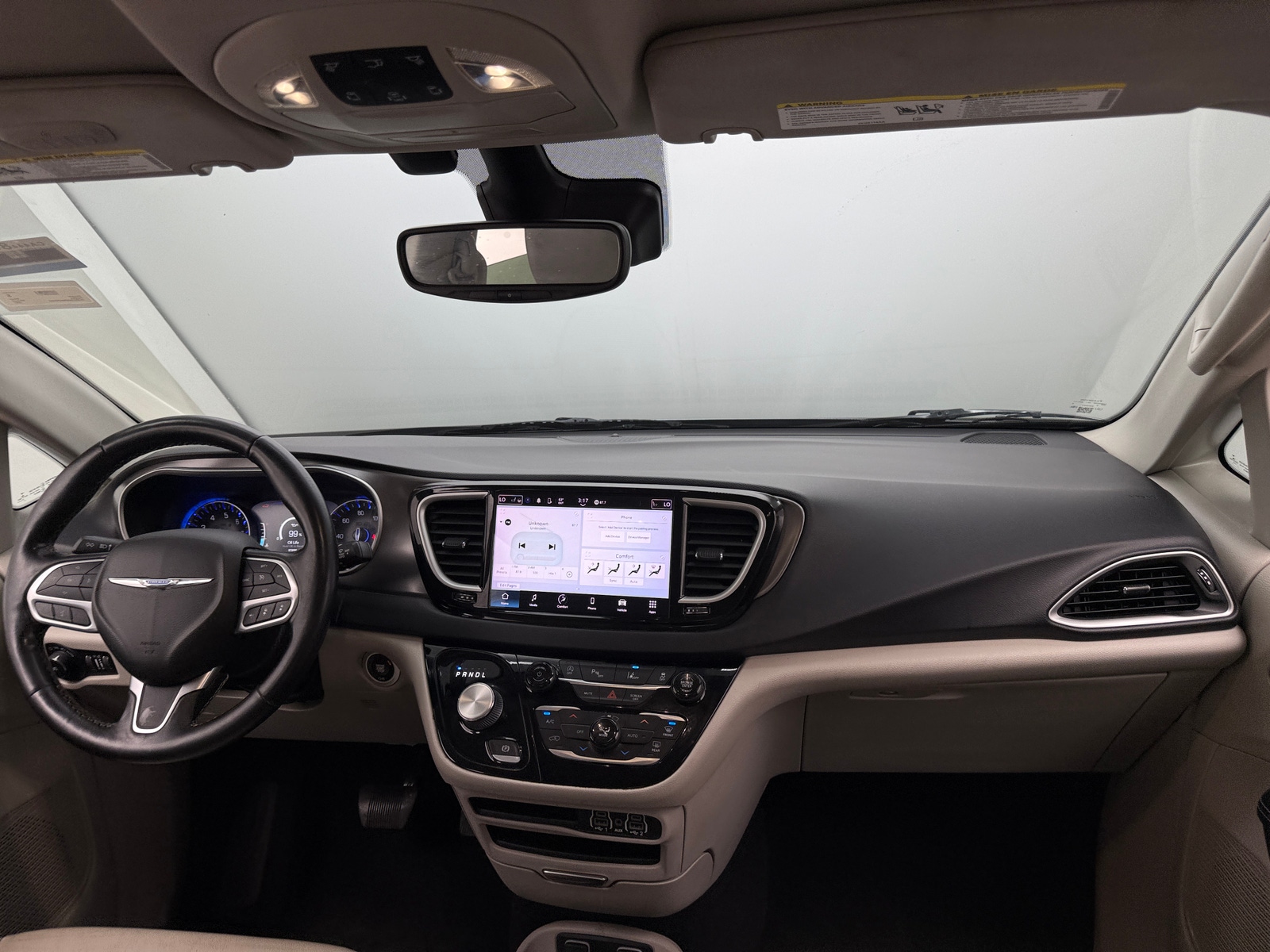 Thumbnail: 2021 Chrysler Pacifica - 2