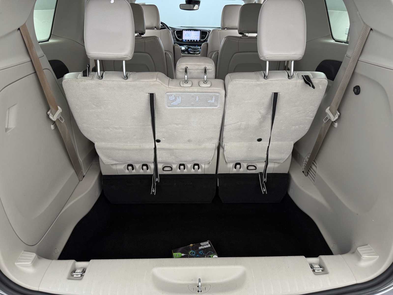 Thumbnail: 2021 Chrysler Pacifica - 6