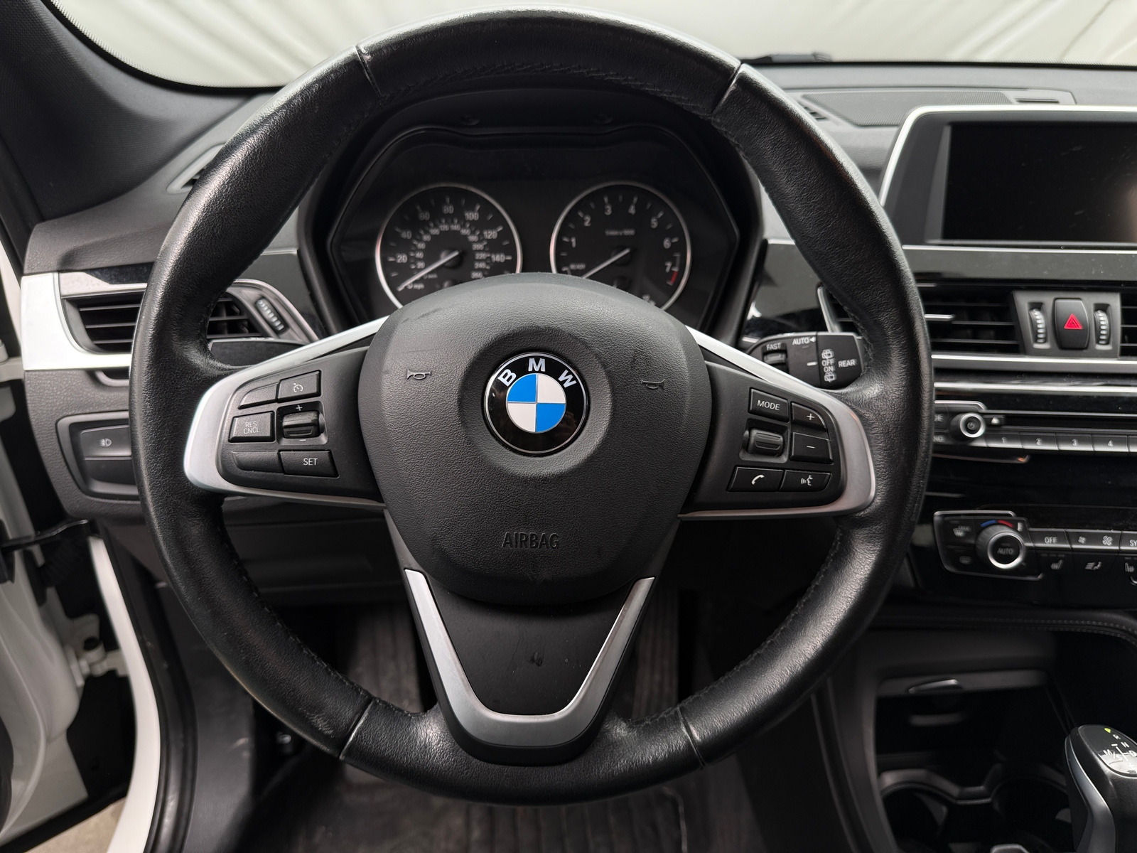 Thumbnail: 2017 BMW X1 - 4