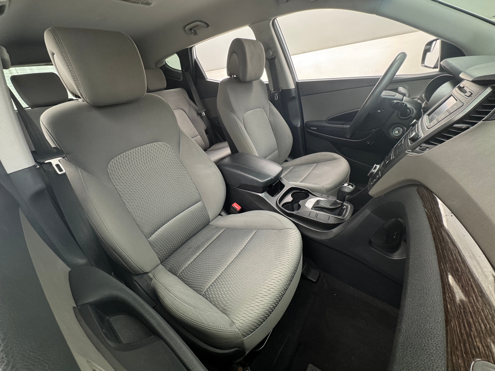 Thumbnail: 2017 Hyundai Santa Fe - 2