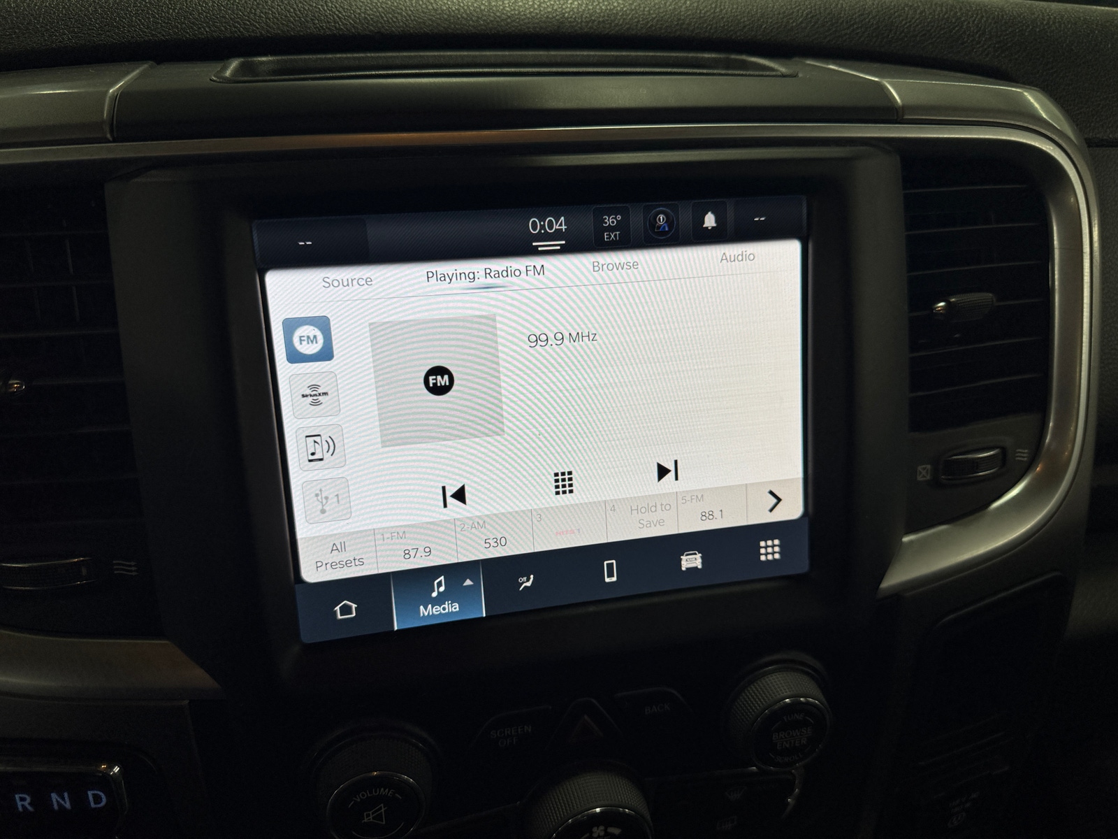 Thumbnail: 2023 RAM 1500 Classic - 4