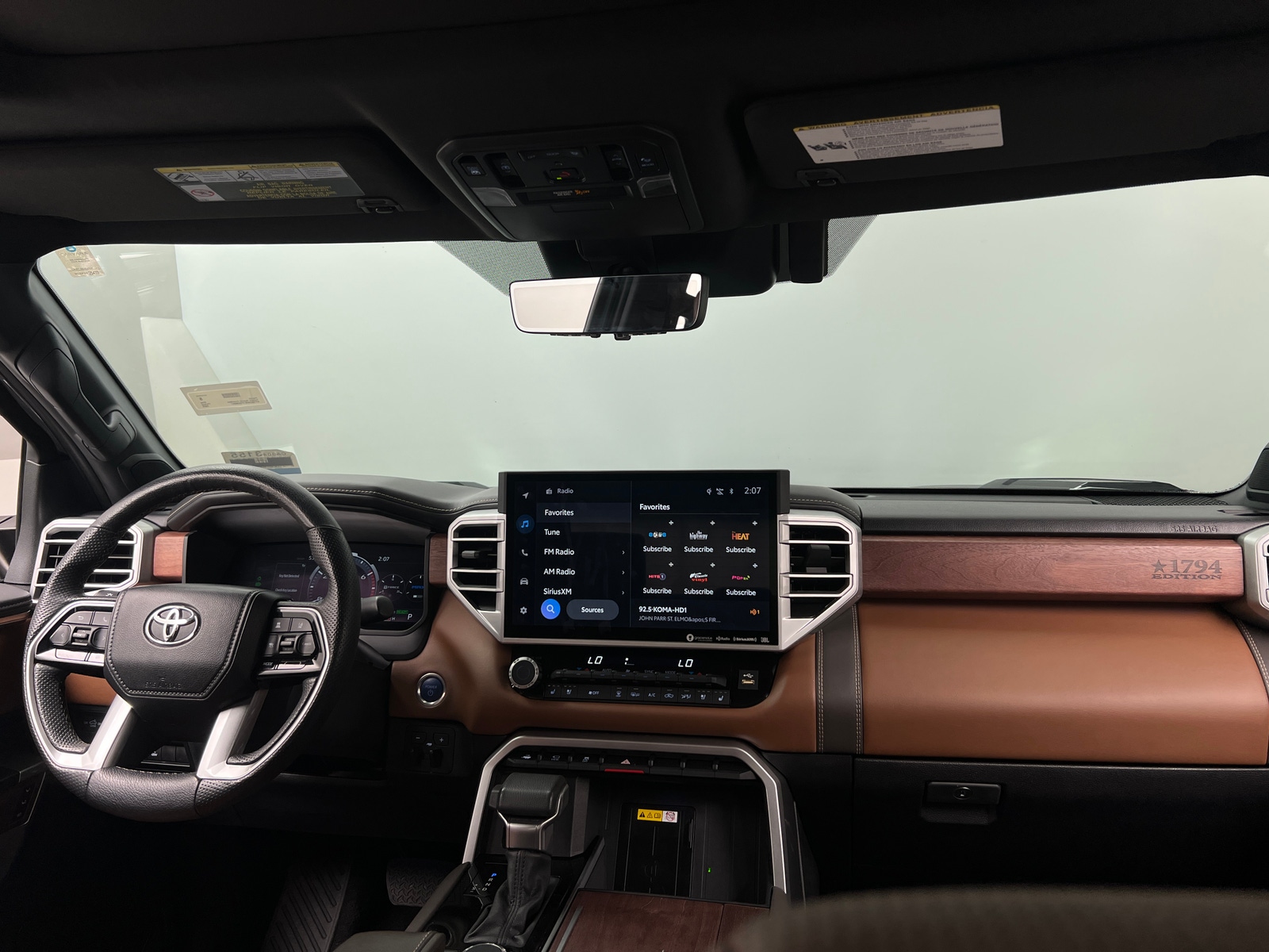 Thumbnail: 2023 Toyota Tundra - 2