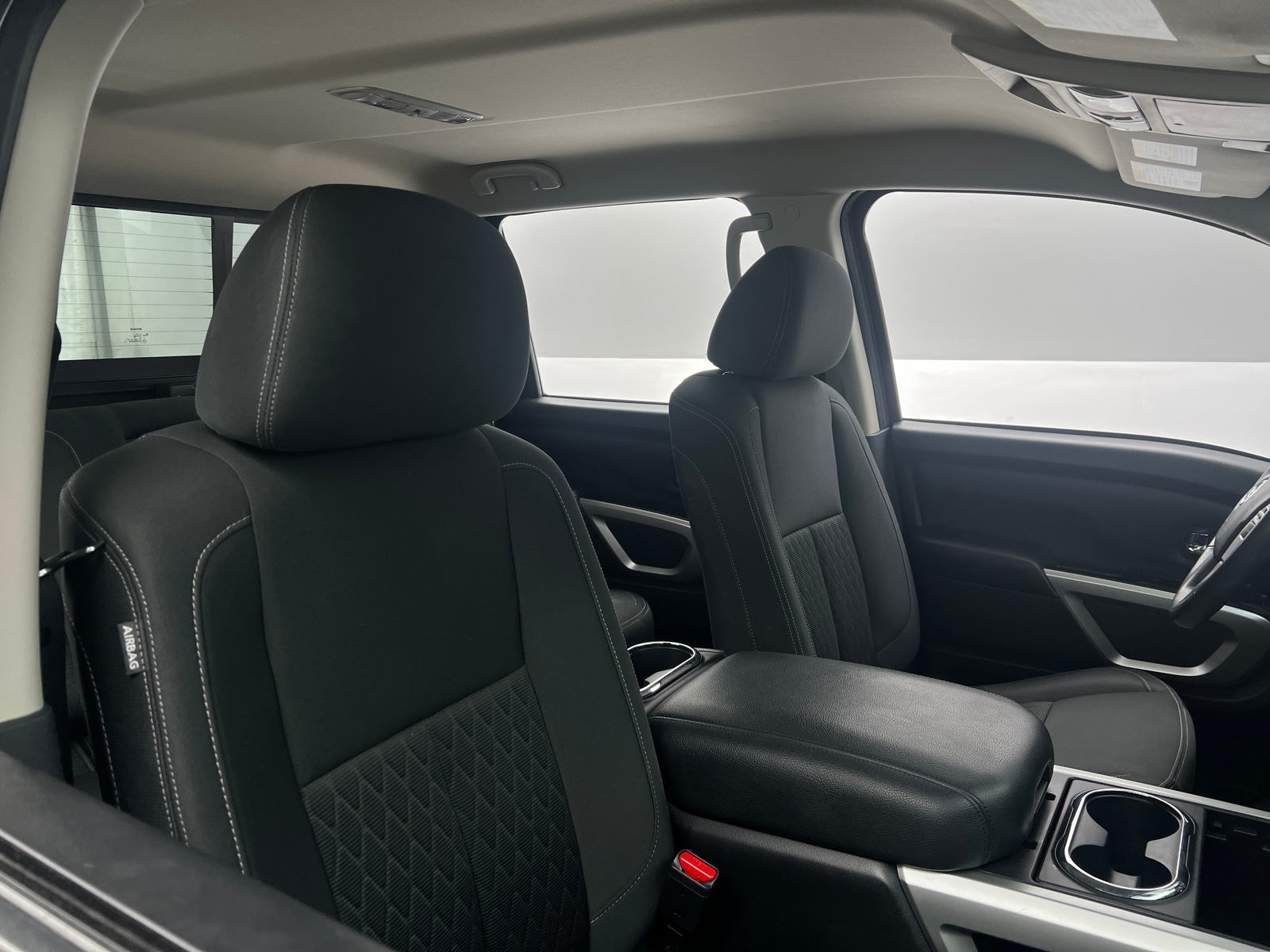 Thumbnail: 2019 Nissan Titan - 2