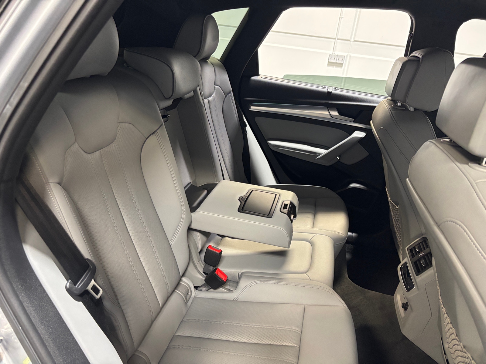 Thumbnail: 2025 Audi Q5 - 5