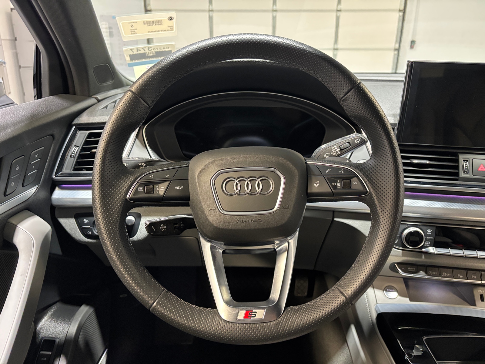 Thumbnail: 2025 Audi Q5 - 4