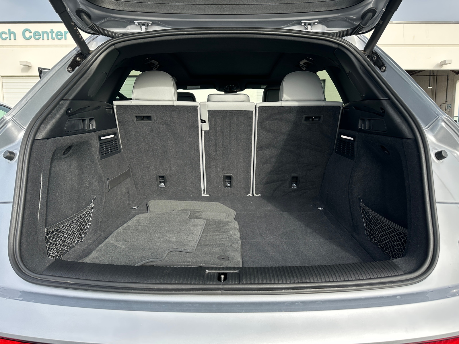 Thumbnail: 2025 Audi Q5 - 6