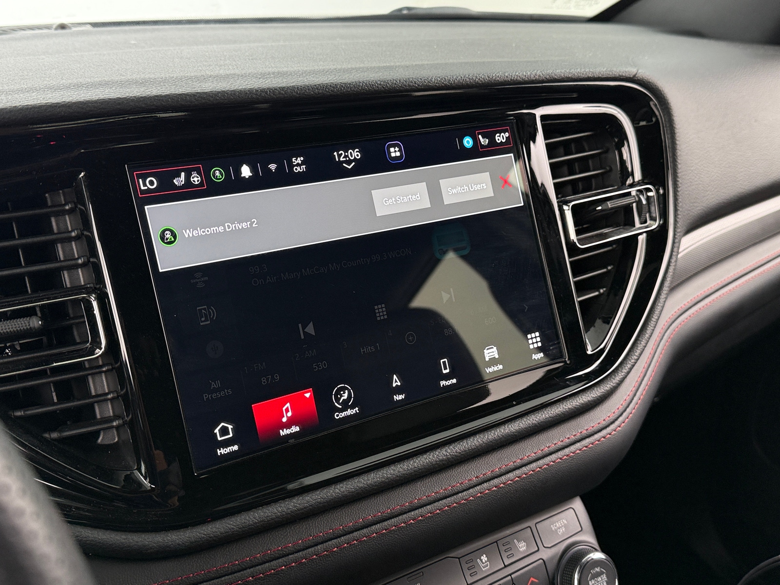 Thumbnail: 2025 Dodge Durango - 3