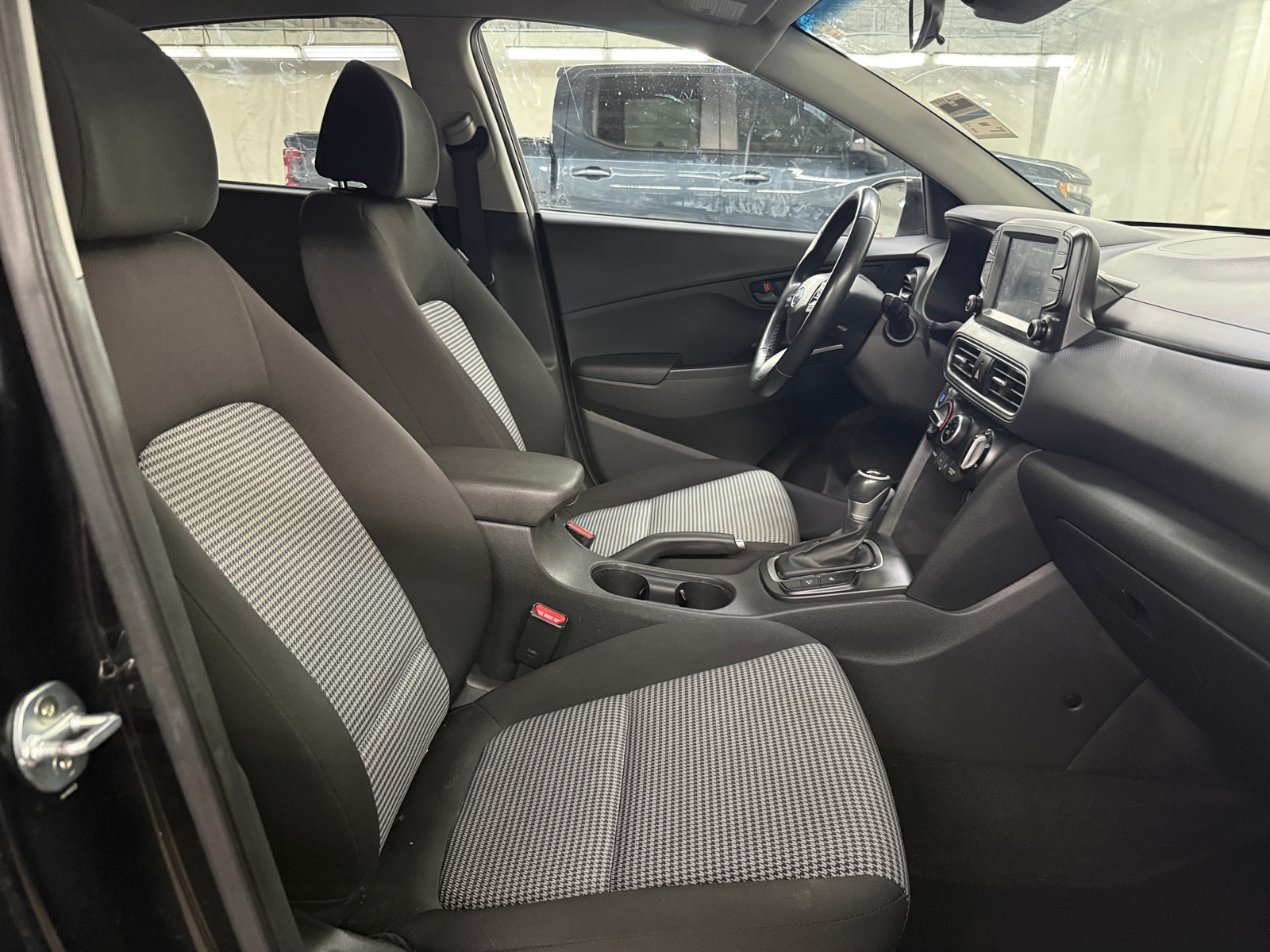 Thumbnail: 2020 Hyundai Kona - 2