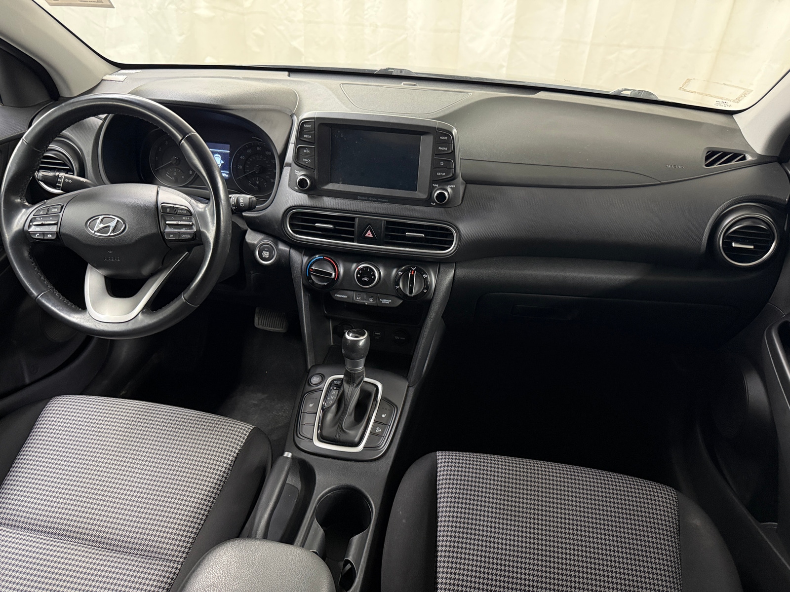 Thumbnail: 2020 Hyundai Kona - 3