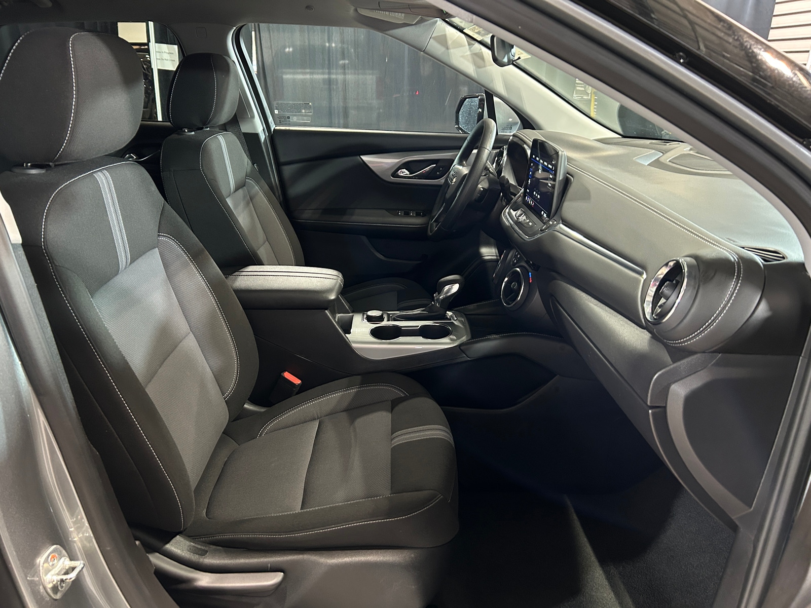 Thumbnail: 2025 Chevrolet Blazer - 2