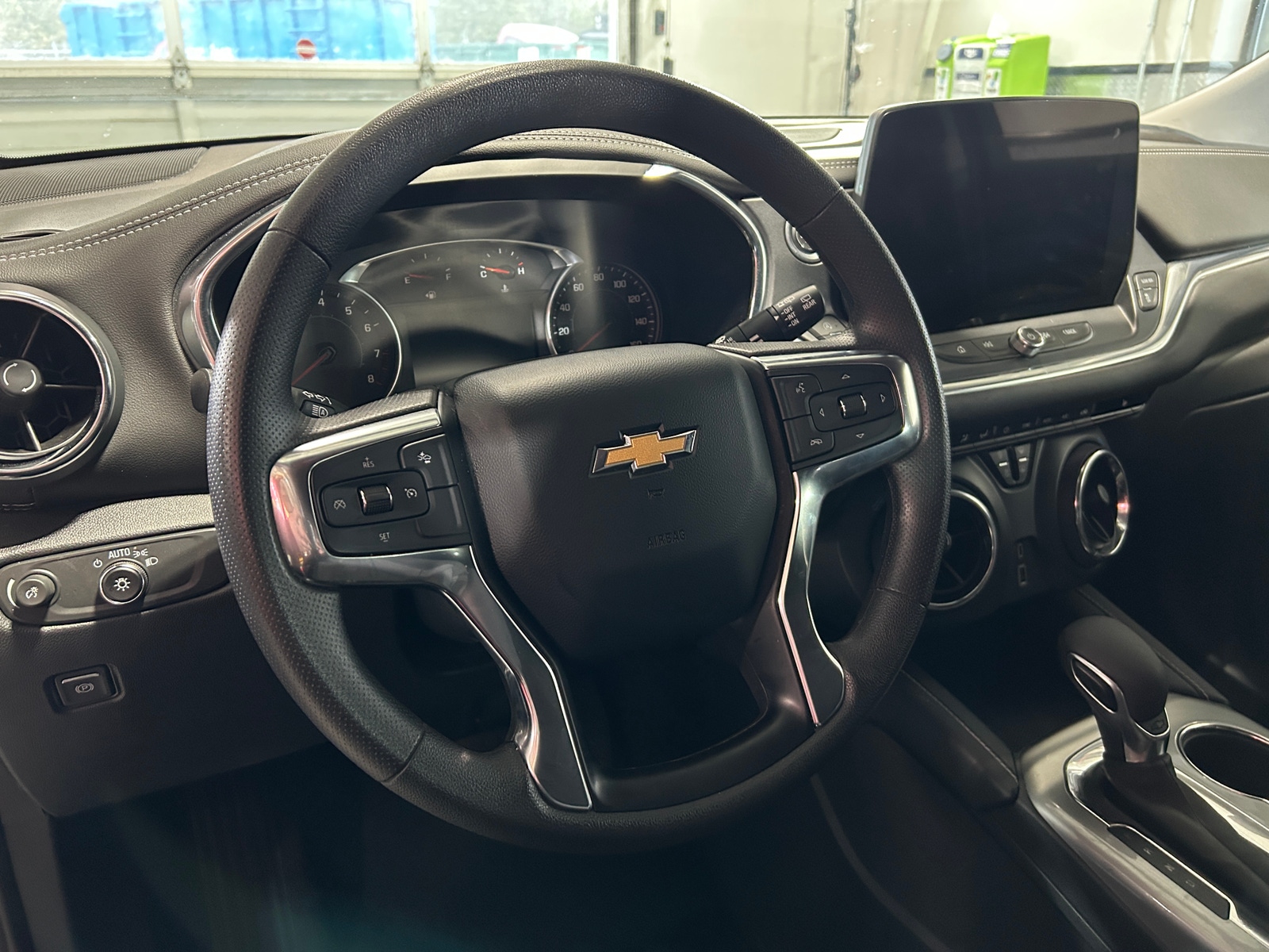 Thumbnail: 2025 Chevrolet Blazer - 5