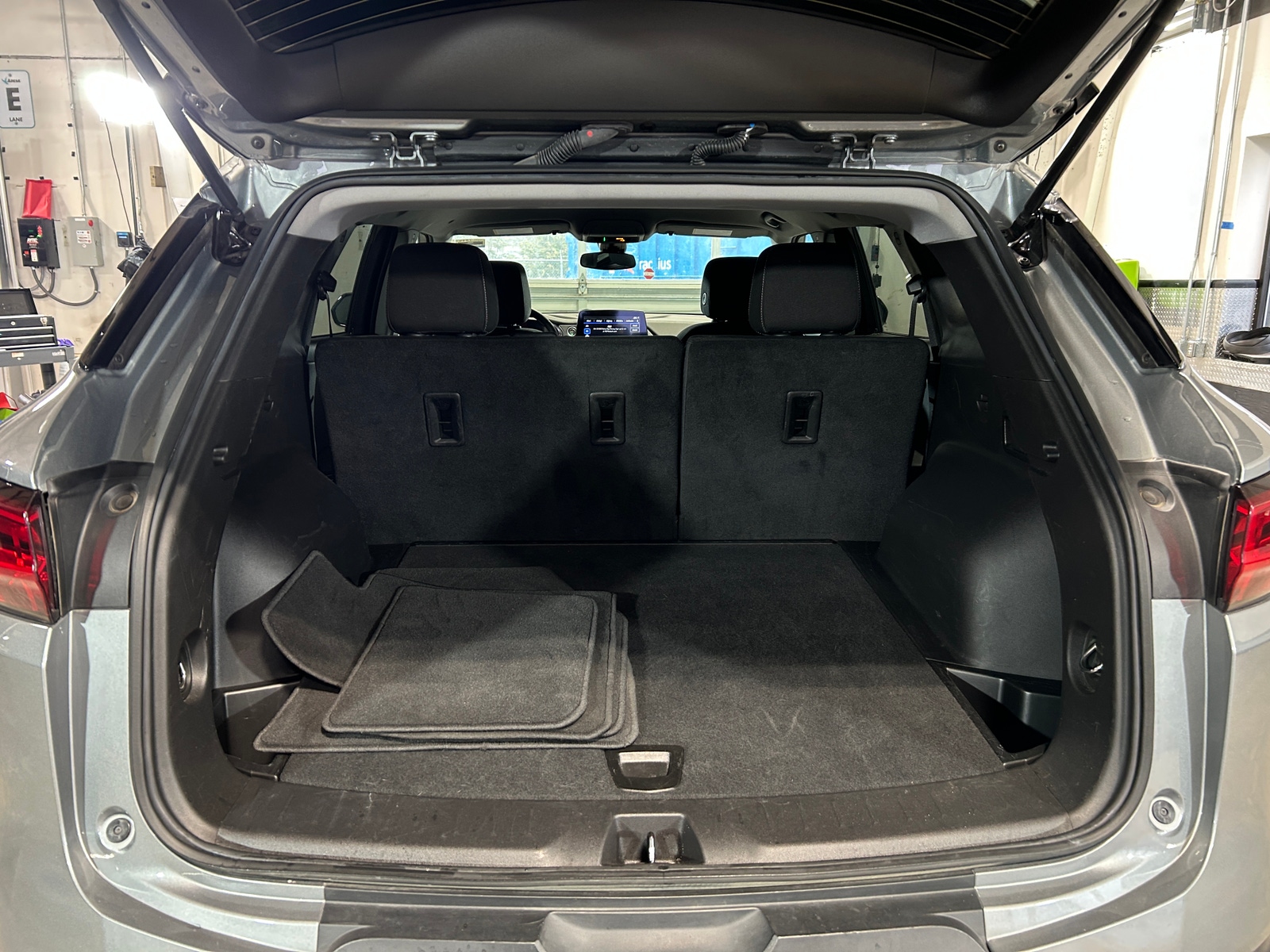 Thumbnail: 2025 Chevrolet Blazer - 7