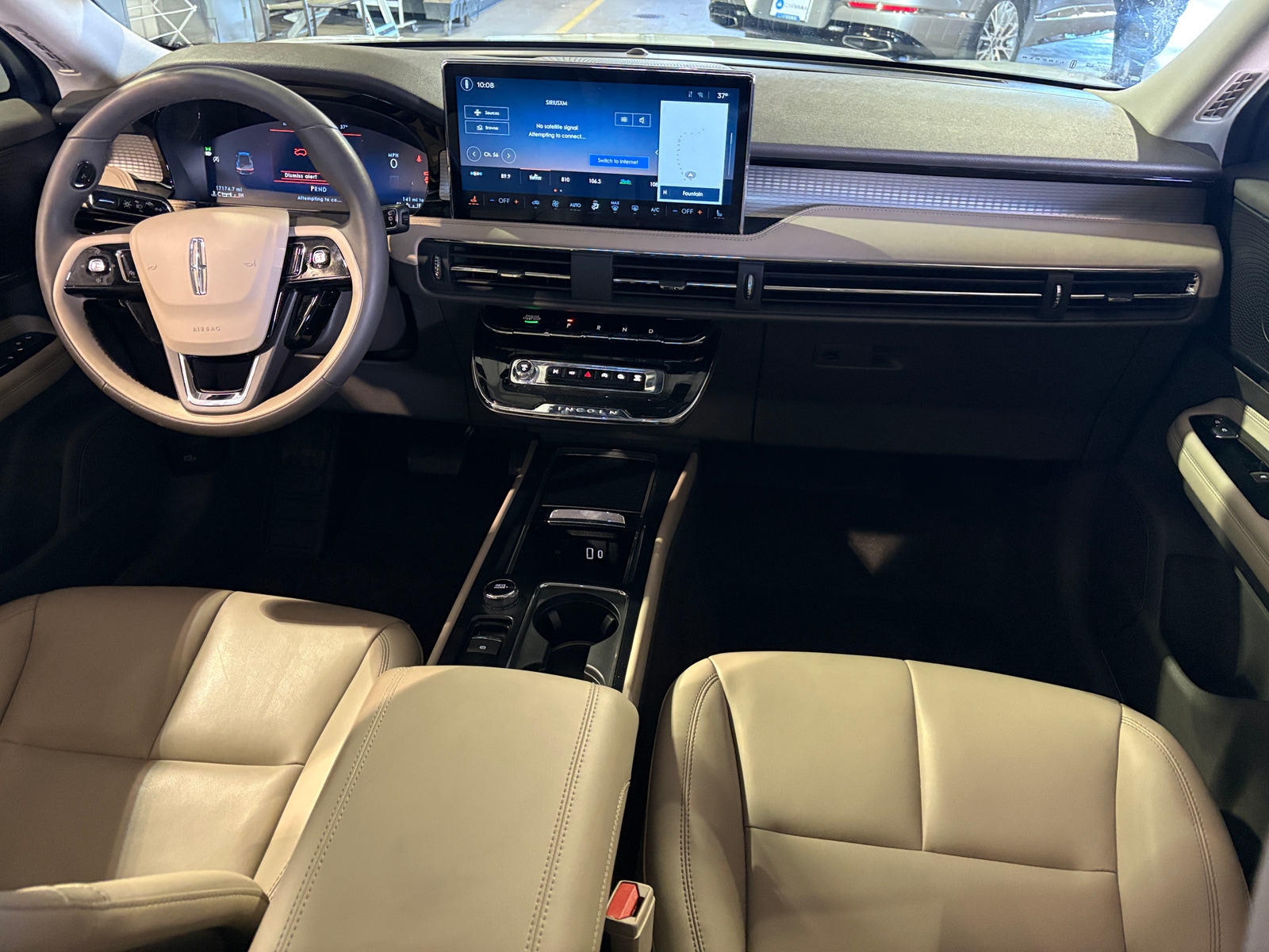 Thumbnail: 2024 Lincoln Corsair - 2