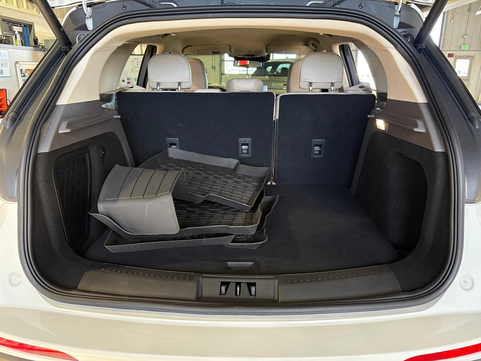 Thumbnail: 2024 Lincoln Corsair - 6