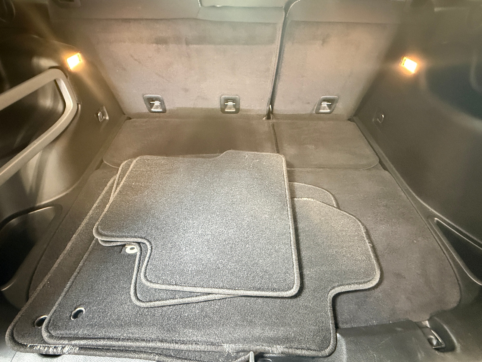 Thumbnail: 2016 Jeep Cherokee - 7