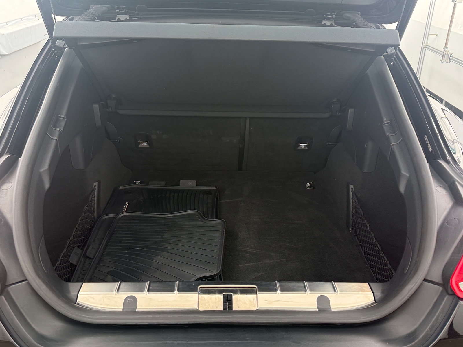 Thumbnail: 2015 Porsche Panamera - 7