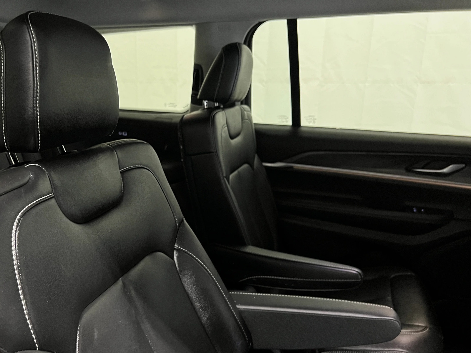 Thumbnail: 2023 Jeep Grand Cherokee L - 5