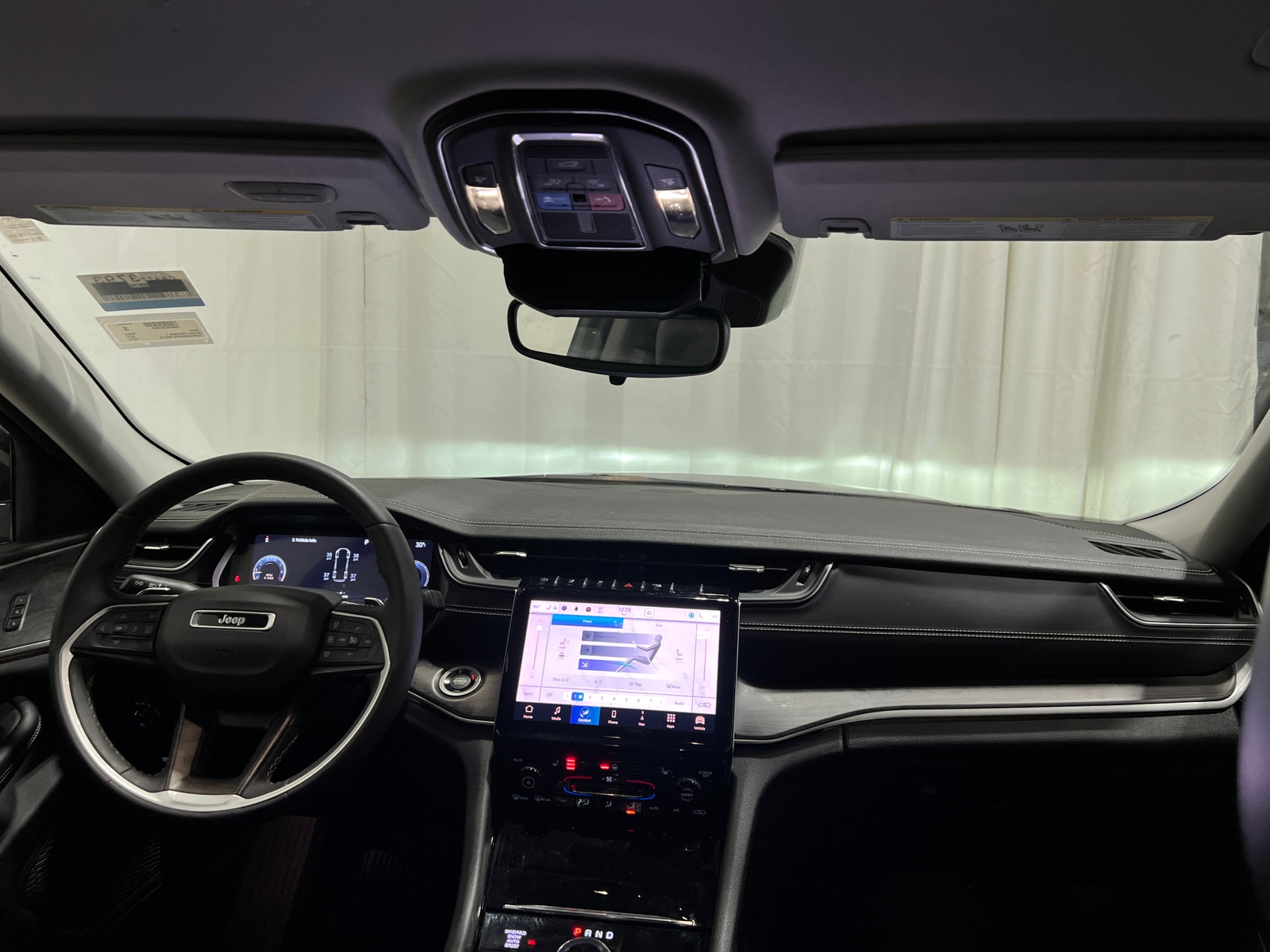 Thumbnail: 2023 Jeep Grand Cherokee L - 2