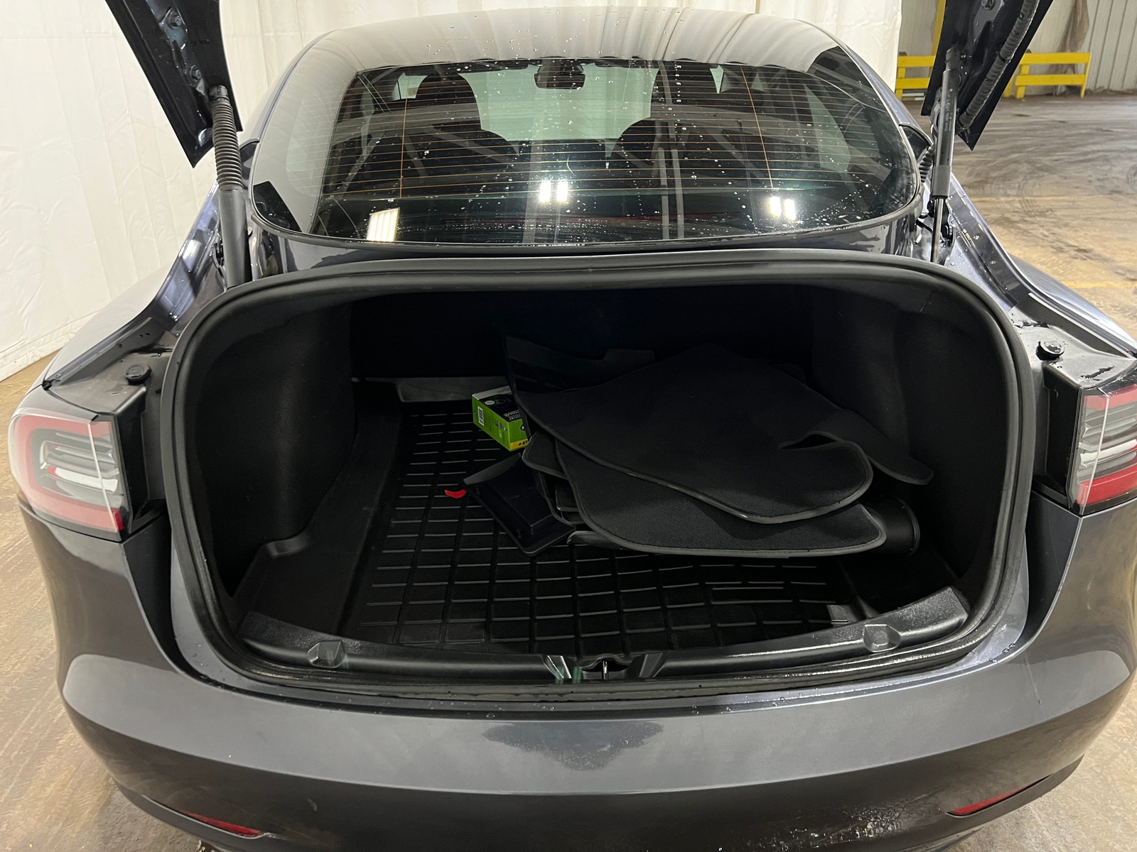 Thumbnail: 2023 Tesla Model 3 - 6